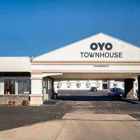 Oyo Townhouse Dodge City Ks المظهر الخارجي الصورة