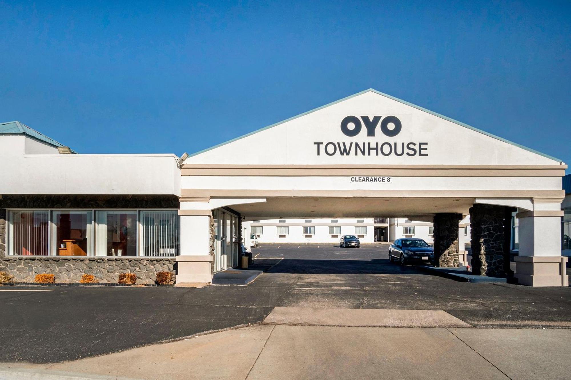 Oyo Townhouse Dodge City Ks المظهر الخارجي الصورة