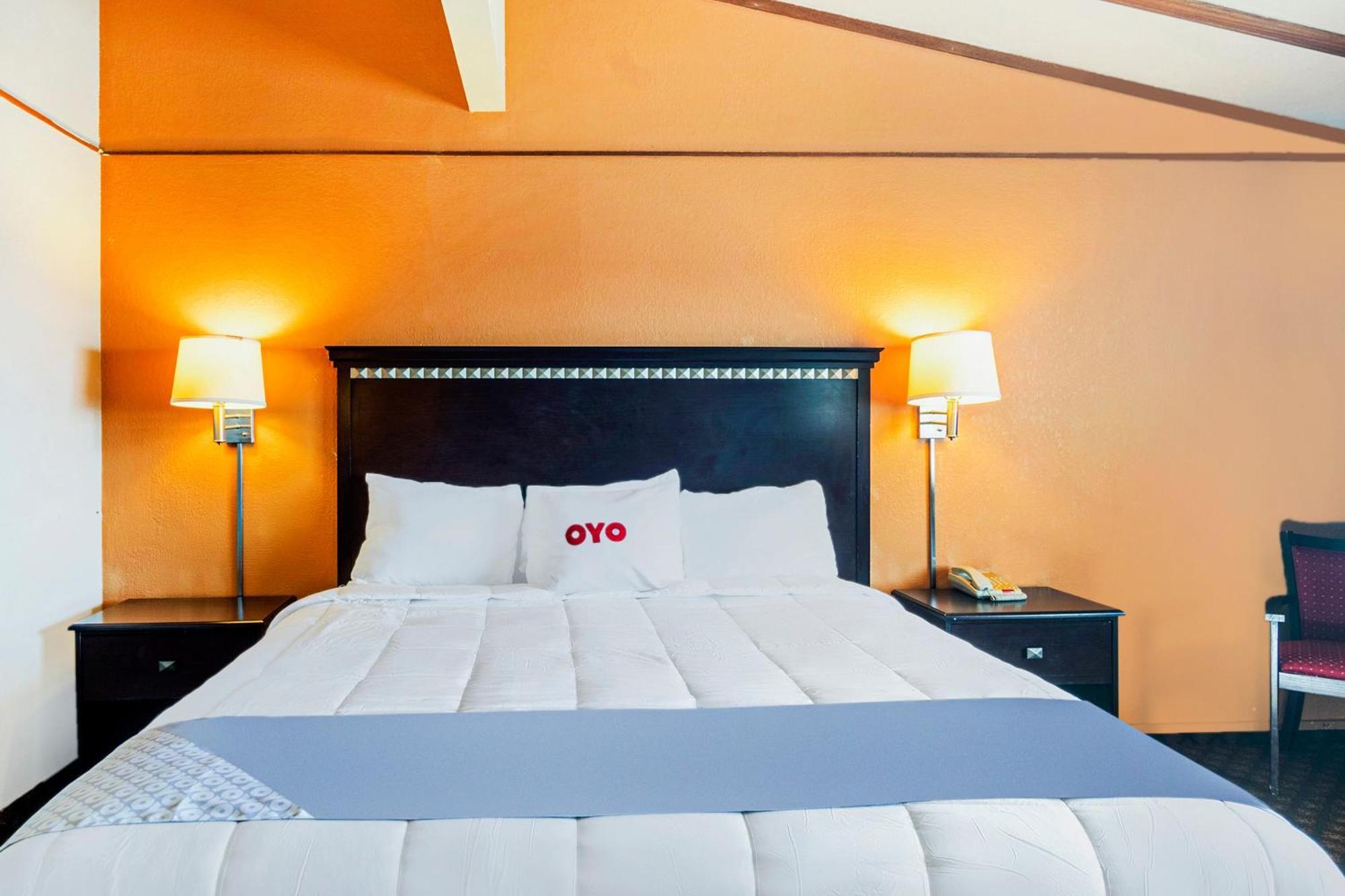 Oyo Townhouse Dodge City Ks المظهر الخارجي الصورة