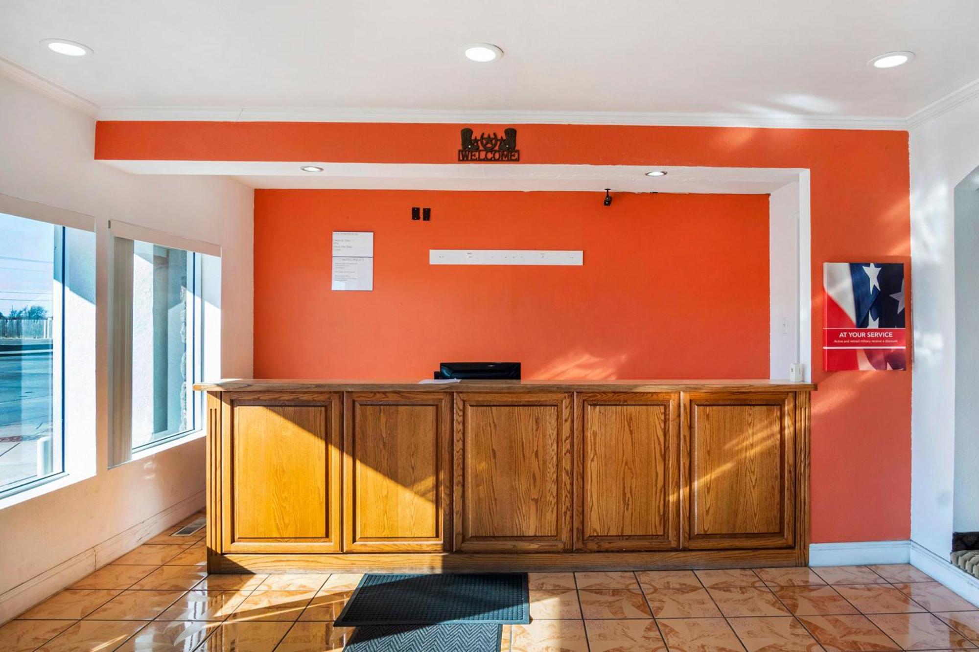 Oyo Townhouse Dodge City Ks المظهر الخارجي الصورة