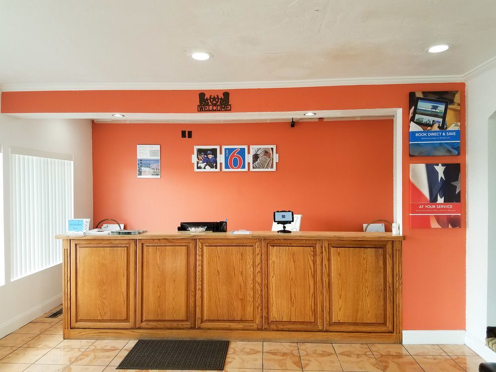 Oyo Townhouse Dodge City Ks المظهر الخارجي الصورة